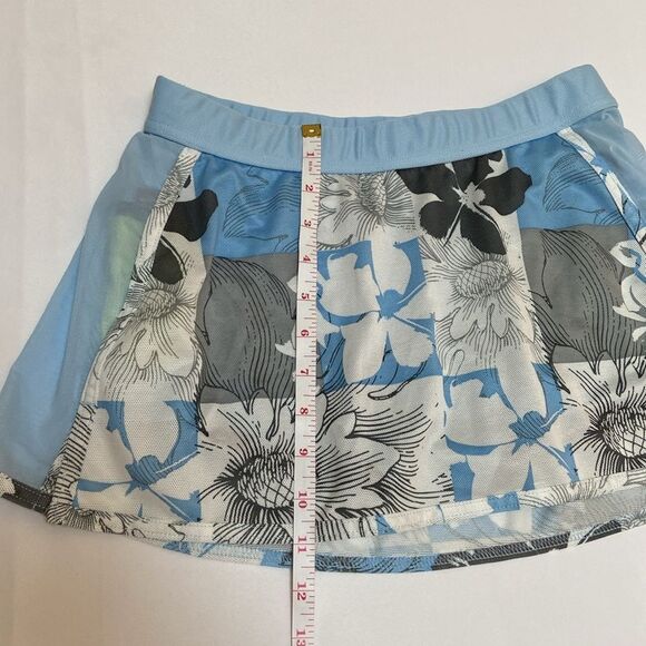 Brooks Mesh Skort - Picture 5 of 9